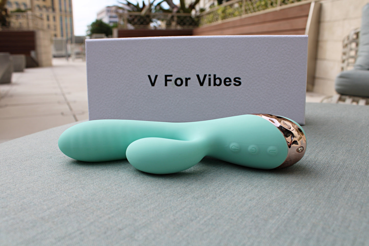 Carna – The Inflatable Dildo Rabbit